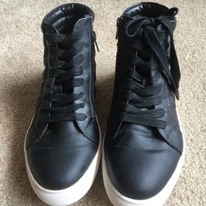 Zipper closure quilted faux leather high tops